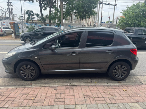 Peugeot 307 1.6 Presence Flex 5p
