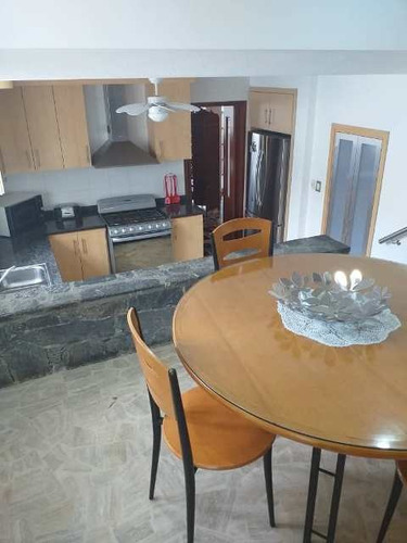 Imagen 13 de 14 de Vendo Casa 500mts2 5h/6b/4p Cumbre De Curumo 4944
