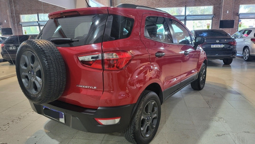 Imagen 4 de 7 de Ford Ecosport 1.5 Freestyle 123cv 4x2 2017