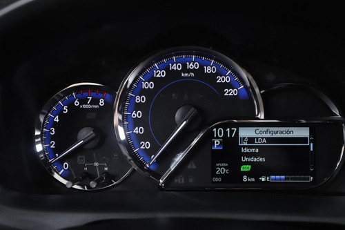Imagen 15 de 25 de Toyota Yaris 1.5 S Cvt 5p 2022 0km