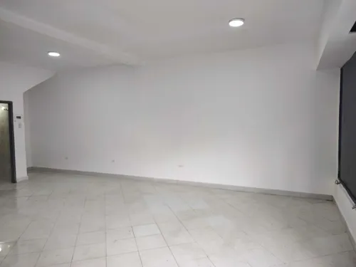*arriendo Espectacular Local Comercial*