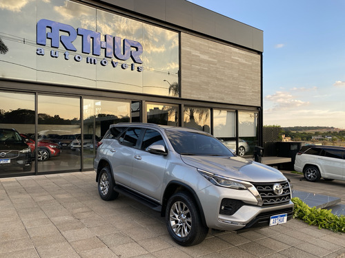 Toyota Hilux SW4 2.7 VVT-I FLEX SRV 7L 4X2 AUTOMÁTICO