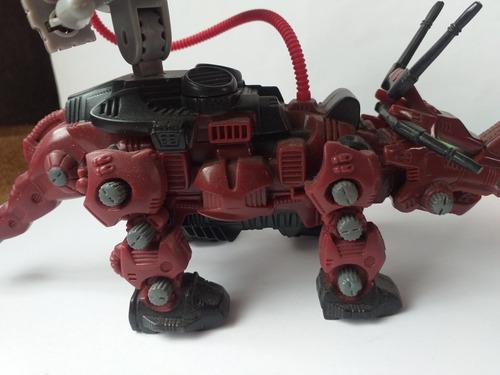 Zoids - Red Horn - Zoids Hasbro Tomy (Usado)