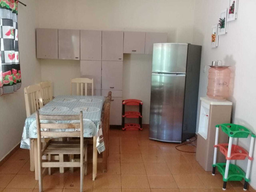 Imagem 7 de 14 de Bela Chácara Com Área De 8.000 M², Casa Sede E De Caseiro !!