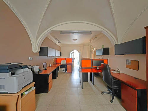 Casa 281m2 / 5r / 4b