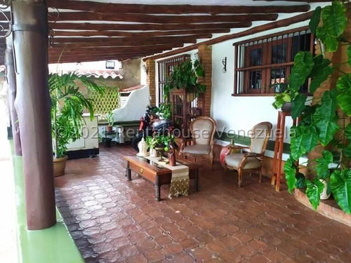 Dennymar, Vende Hermosa Casa En Urb Villas Tabure Cabudare