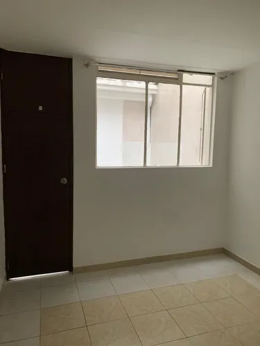 Arriendo Apartamento Primer Piso Barrio Gustavo Restrepo En Bogota