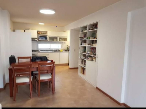 Imagen 4 de 7 de Venta Amplio Departamento Semi Nuevo 1 Dormitorio