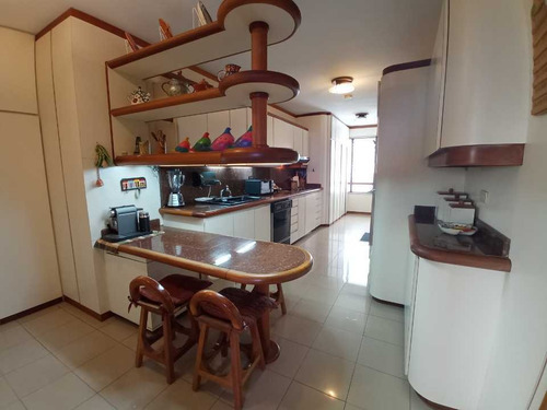 Imagen 14 de 30 de Se Vende Apartamento 253 M² 4h/5b/3pe Lomas De San Román