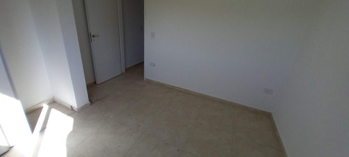 Imagen 19 de 30 de Dúplex Tipo Casa Estrenar Zona Las Corzuelas E 53