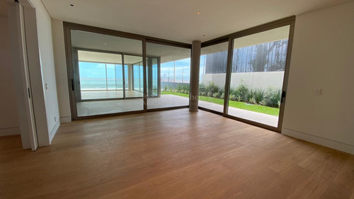 Imagen 20 de 30 de Apartamento Super Lujo Frente Al Rio - Residencia Ola