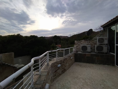 Imagen 8 de 30 de Se Vende Hermoso Townhouse En El Limon Sector Corral De Piedra Zona Aragua Norte 04243785803
