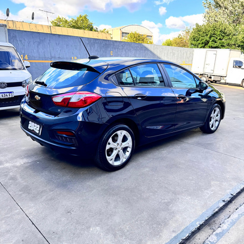 Chevrolet Cruze 5 1.4 Lt Mt 5p