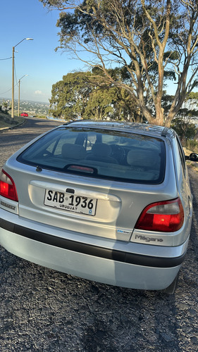 Renault Megane 1.6 16v