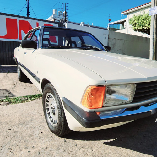 Imagen 6 de 20 de Ford Ford Taunus 2.3 Ghia