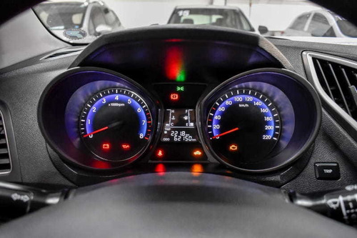 Imagem 3 de 15 de Hyundai Hb20 1.0mt Comfort Plus