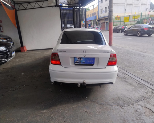 Chevrolet Vectra 2.2 MPFI GLS 8V GASOLINA 4P MANUAL