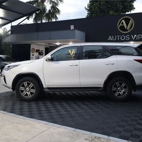 Toyota Fortuner 2.7l
