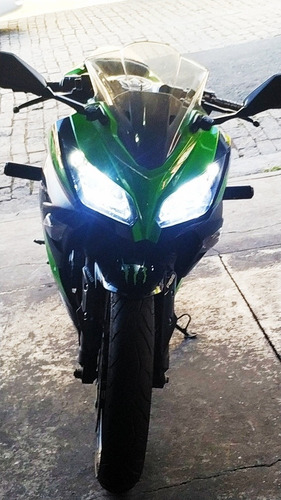 Imagem 1 de 2 de Kawasaki Ninja Monster 300