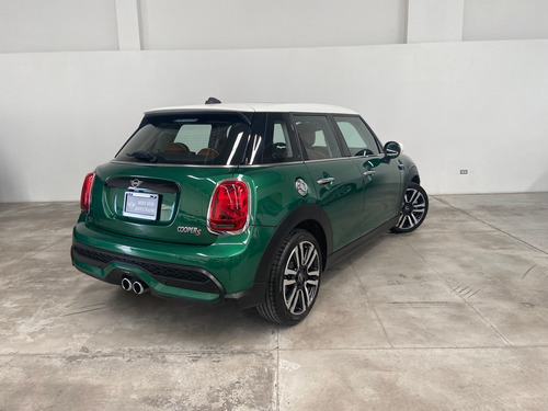 Imagen 8 de 15 de Mini Cooper 2022 Classic 5 Puertas At