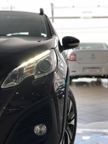 Peugeot 2008 1.6 16v Thp Flex Griffe 4p Automático