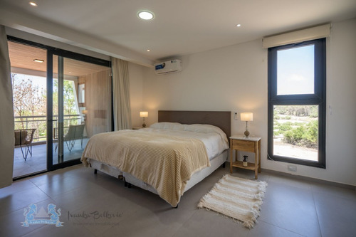 Imagen 14 de 30 de Alquiler Casa Costa Esmeralda Barrio Marítimo Frente Al Mar Piscina 5 Dormitorios