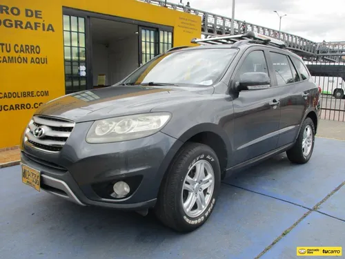 Hyundai Santa Fe Gl 4x2 2400cc Mt Aa