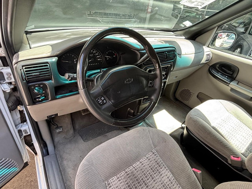 Chevrolet Venture Minivan Ls Larga Aa At