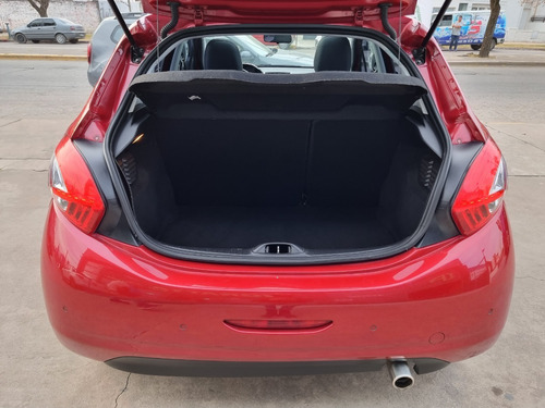 Imagen 11 de 15 de Peugeot 208 1.6 Feline Pack Cuir