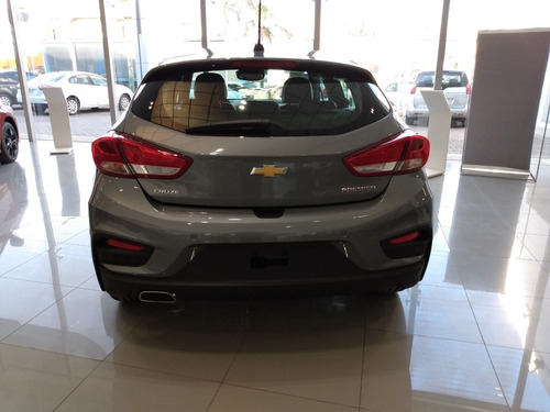 Imagen 10 de 15 de Chevrolet Cruze 5 1.4 Lt At 5p 255