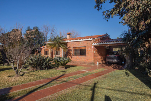 Venta Casa 4 Dormitorios Solymar
