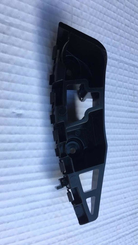 Guia Defensa Delantera Lh Volkswagen Jetta2018 5c6-807-183-a