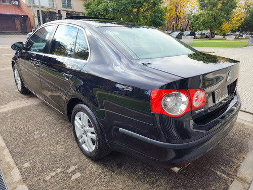 Volkswagen Vento 2.5 Advance 170cv