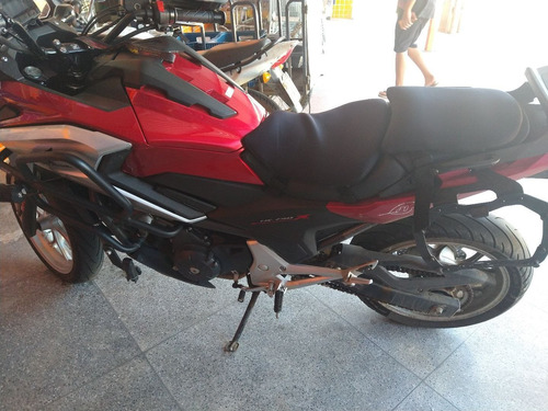 Imagem 4 de 6 de Honda Nc750x