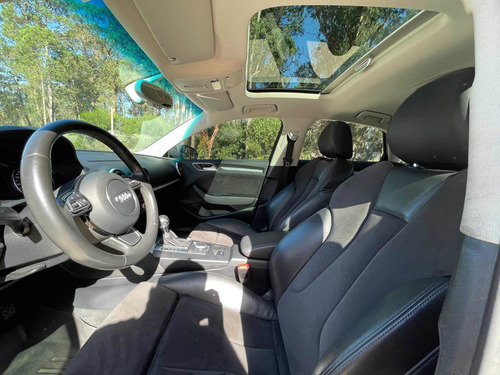 Audi A3 Sportback 2014 1.8 T Fsi Stronic 180cv