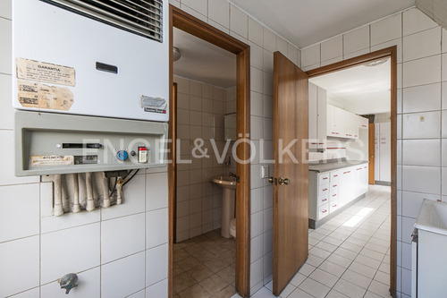 Penthouse - Europa/ Ricardo Lyon