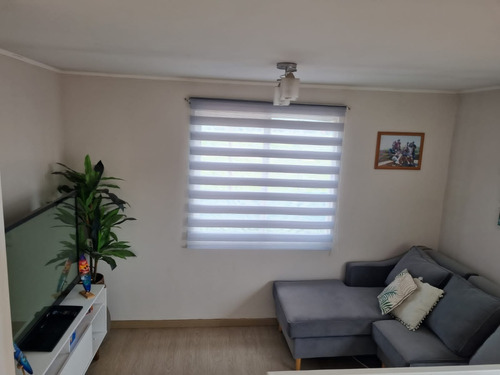 Amplia Y Luminosa Casa En Condominio Los Coihues, Larapinta