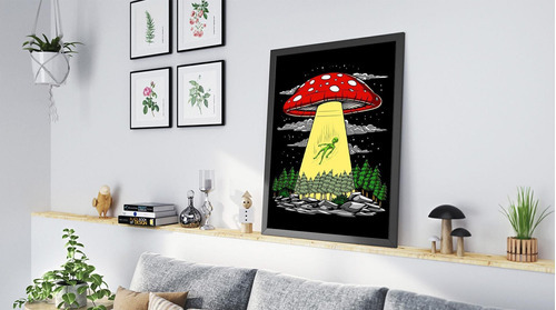 Marco decorativo con diseño de secuestro de alienígenas psicodélicos