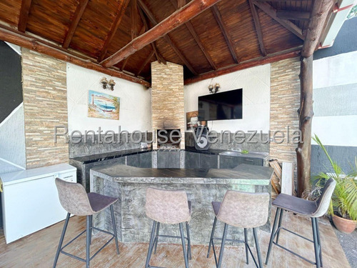 %% Maria E. Vende Moderna Y Amoblada Casa (duplex) En Agua Viva, Ubicada En Espectacular Zona Con Clima De Montaña, Lara#25-14515**