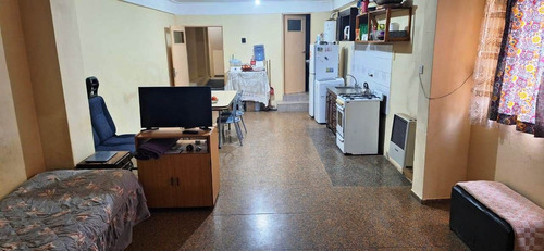 Local Comercial Con Departamentos En Venta, Trenque Lauquen