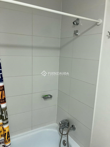 Departamento En Venta De 2 Dorm. En La Cisterna