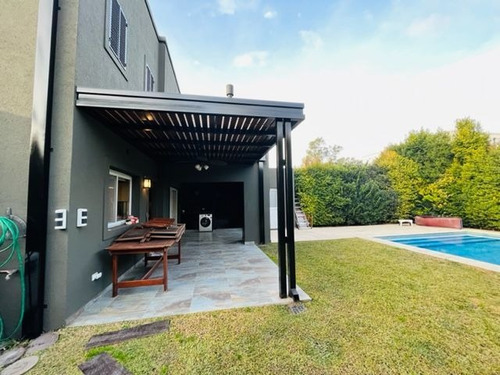 Imagen 16 de 20 de Casa En Venta En Grand Bourg