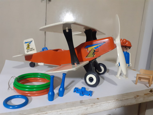 Plamobil Set Con Avion De Circo Y Personajes Rojo (Usado)