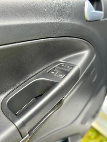 Volkswagen Saveiro 1.6 Gp Ce 101cv