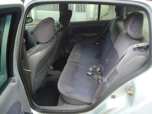 Renault Clio Sedan Rt 1.0 4p 2002/02