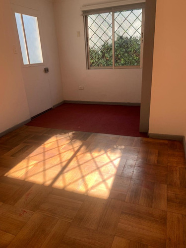 Casa En Venta Monroe, Las Condes, Excelente Ubicación