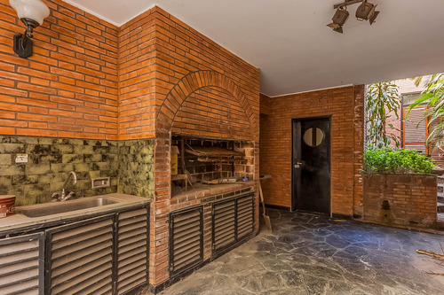 Venta Lote A 2 Cuadras De Av. La Plata Y Av. Rivadavia