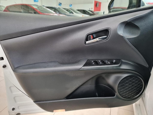 Imagen 13 de 13 de Toyota Prius 2017 Base Hybrid