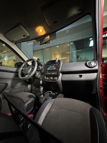 Renault Kwid 1.0 Outsider