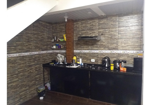 Sobrado À Venda, 3 Quartos, 1 Suíte, 4 Vagas, Jardim Adriana - Guarulhos/sp - 1220
